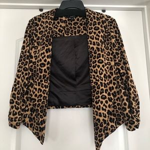 3/4 sleeve cheetah print blazer